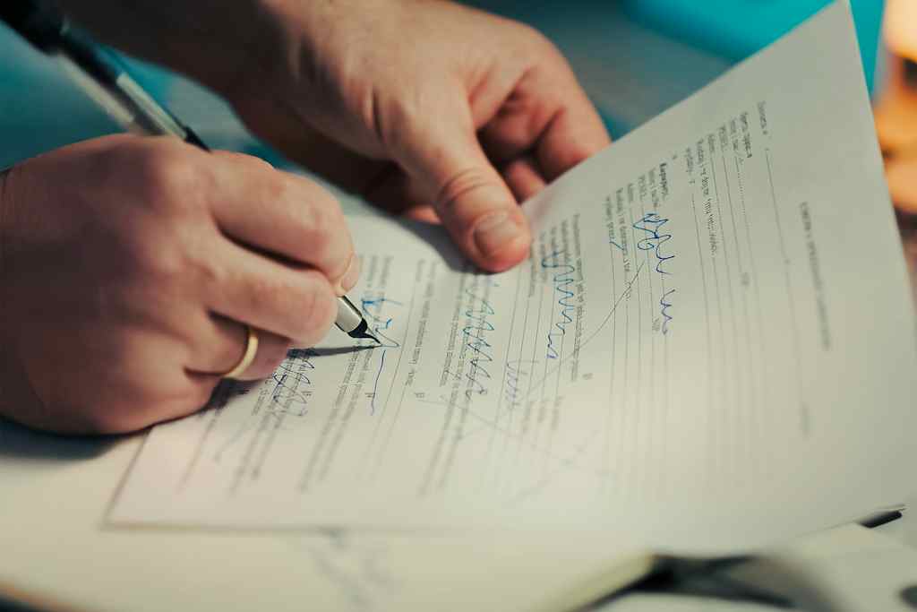 Подписание договора купли-продажи квартиры — новые правила сделок 2026