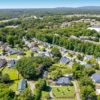 HOA в США: коттеджный посёлок в Грире, Южная Каролина, с высоты